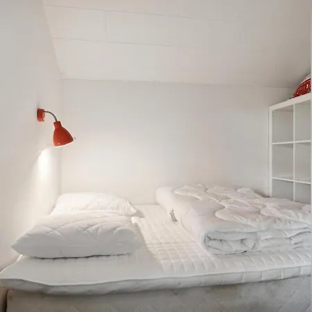 4 Bedroom Beautiful In 度假居