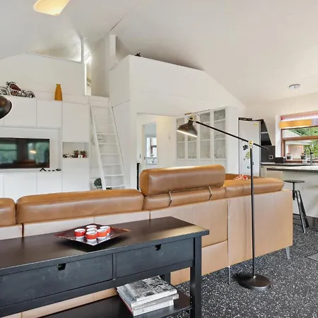 4 Bedroom Beautiful In 度假居 *