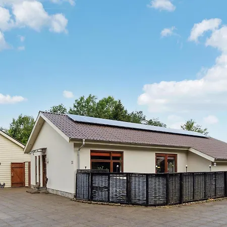 度假居 4 Bedroom Beautiful In Oksbøl